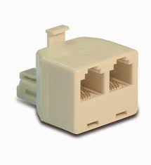 Adattatore Da 1 Spina Plug a 2 Prese Plug